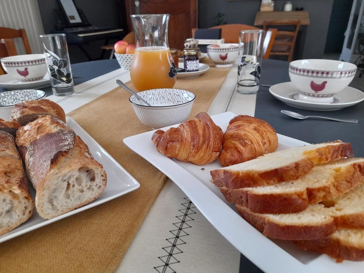 A L'Oree Du Cedre Hotel Pouzauges Luaran gambar